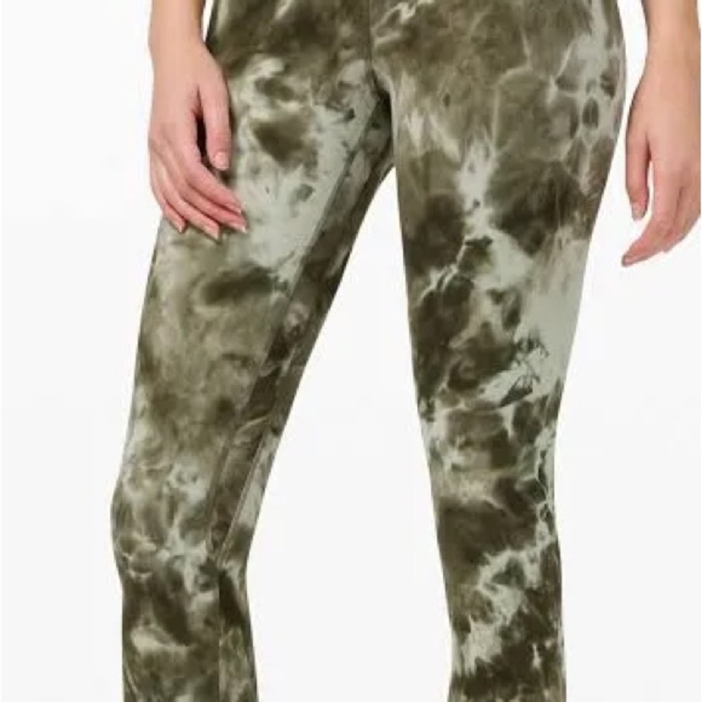 Lululemon Athletica Marble Gray Top